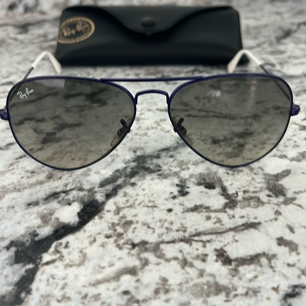 Ray-Ban Aviator Sunglasses - Blue Frame